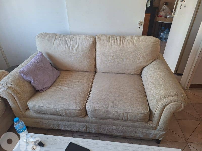 full salon seated table not included 2
