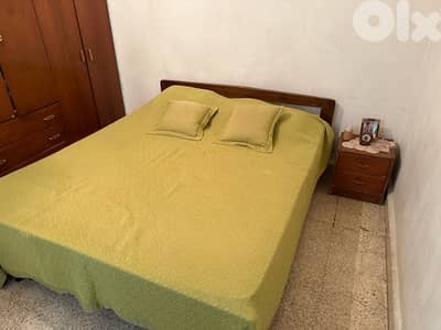 Full Bedroom