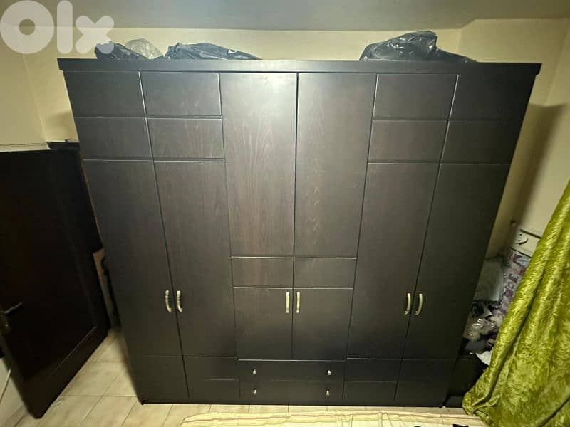 غرفة نوم كاملة مستعملة ٦ اشهر فقط 4