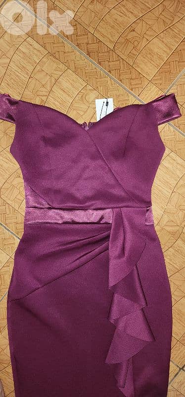 burgendy midi dress 1