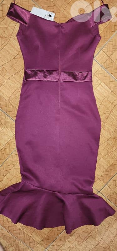 burgendy midi dress 3