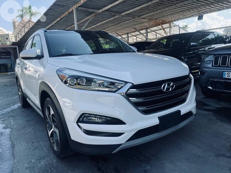 Hyundai Tucson 2017 LIMITED AWD CLEAN CAR FAX 0