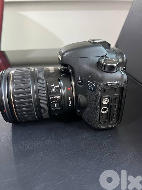 eos 7D + 2fc card +1 batterie + card reader 2