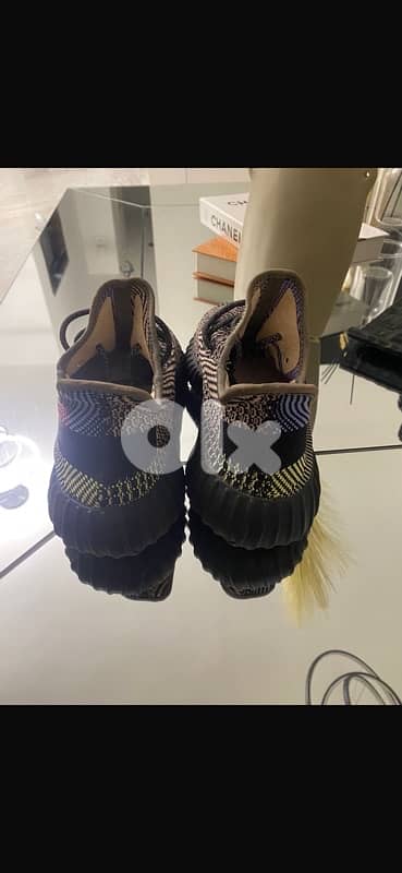 yezy size 43 like new 1