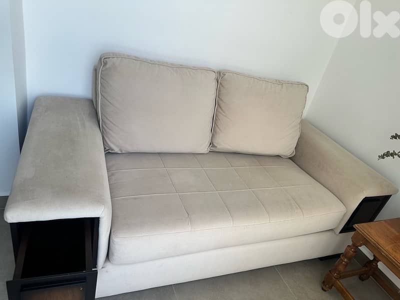 Full Living Room - 600$ Negotiable 0