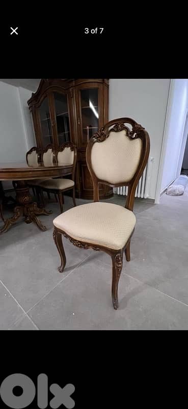 *Vintage* Full Dining Room 800$ Negotiable! Don’t miss out 4