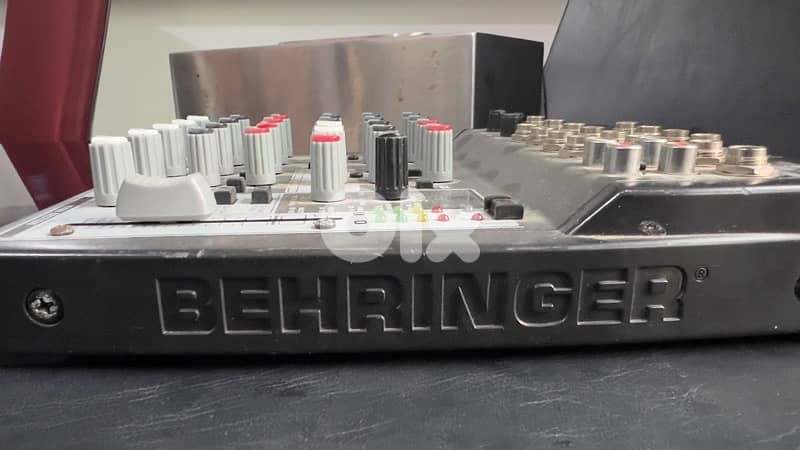 behringer xenyx 1002 fx dual dj mixer 3