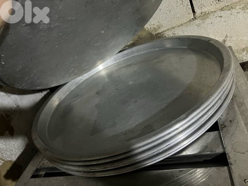 عدة محل حلويات 11