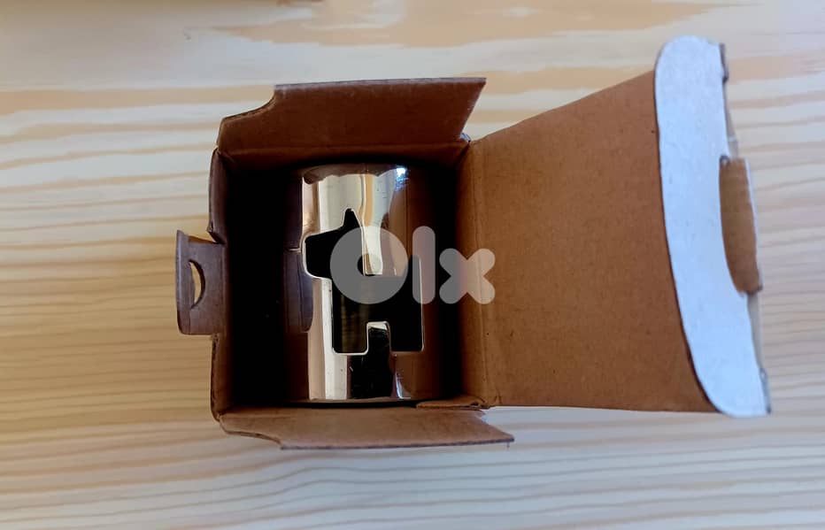 Alessi “Girotondo” Napkin Rings – 4 Pieces (Design King-Kong) 7