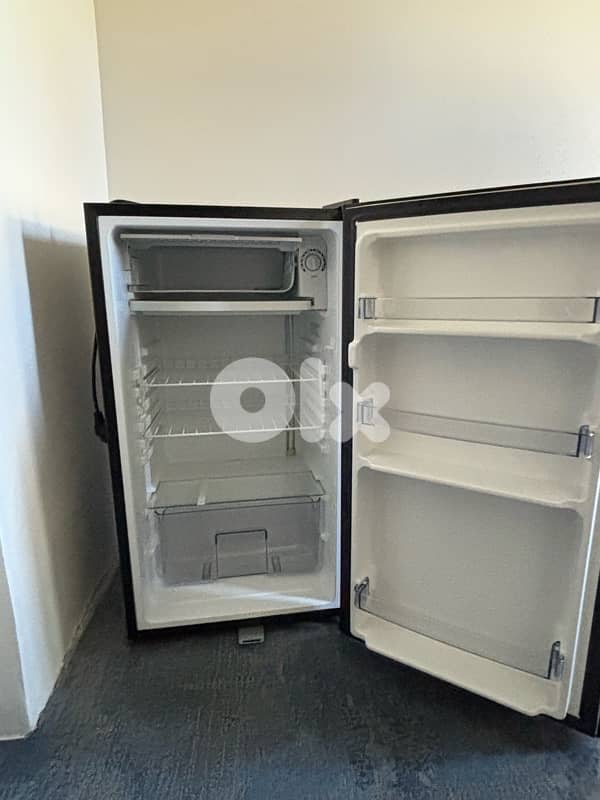 براد للبيع-Refrigerator - 1