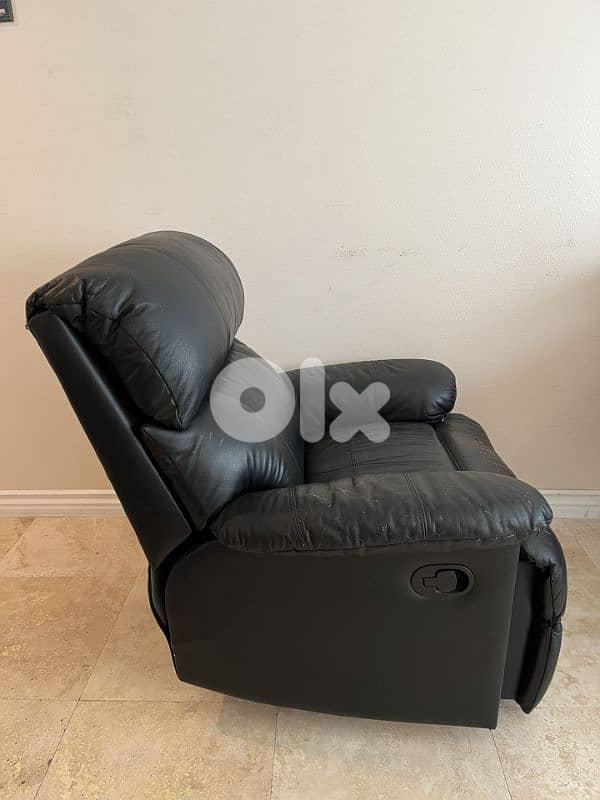 Black Rocking Recliner 0