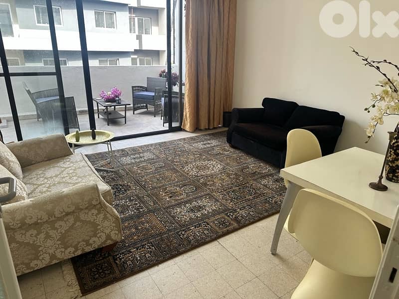 A cozy apartment in Achrafieh 0