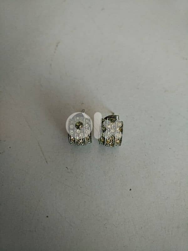 Stylish strass earrings - Not Negotiable 1