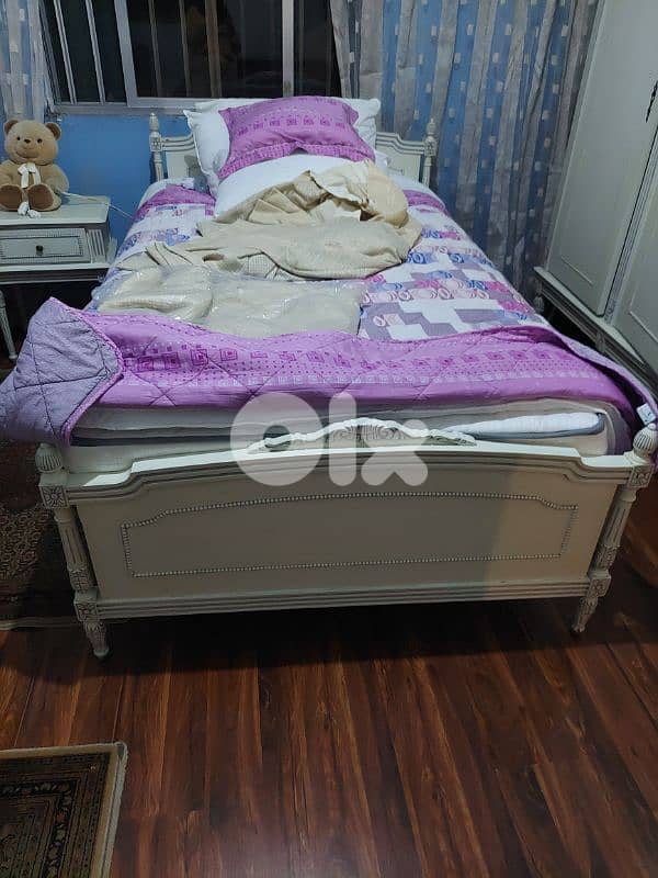 white wood bedroom 3