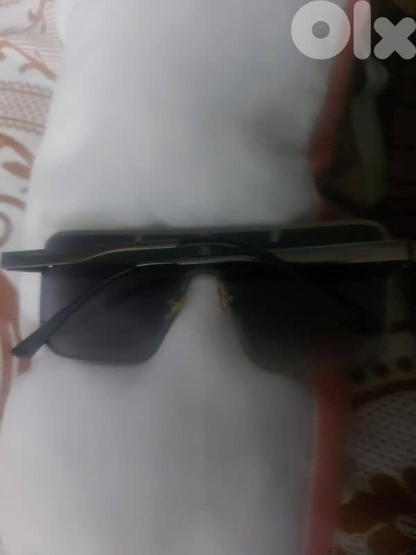 للبيع نظارات شمسية 9