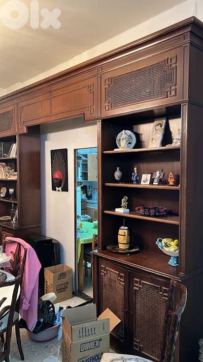 wood vitrine