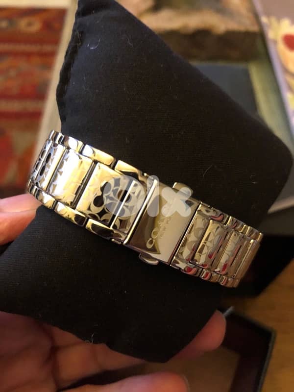 NEW COACH WATCH 6