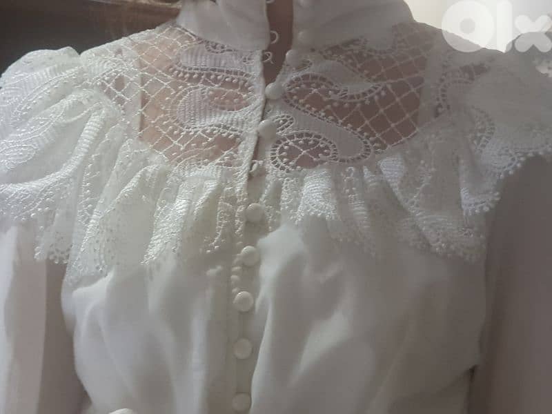 فستان أبيض للتخرج أو خطبة 1