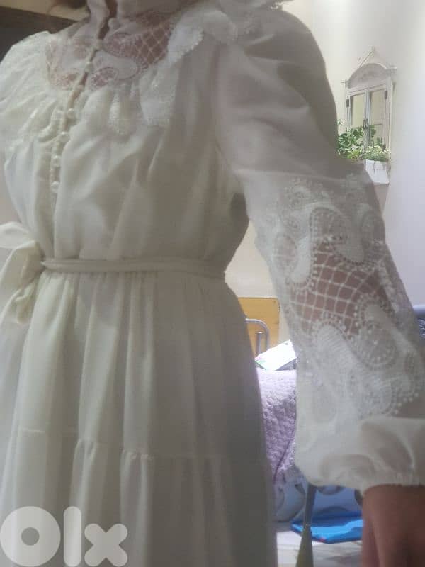 فستان أبيض للتخرج أو خطبة 2