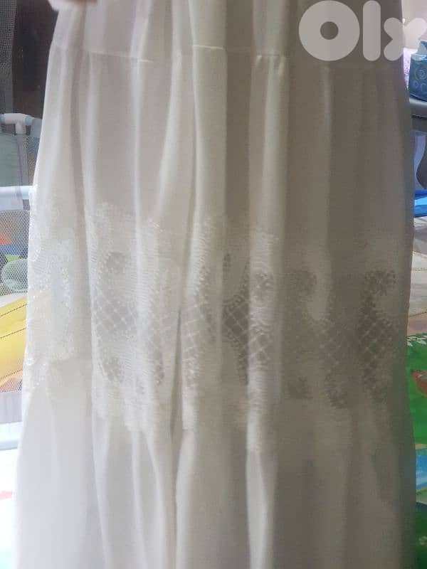 فستان أبيض للتخرج أو خطبة 3