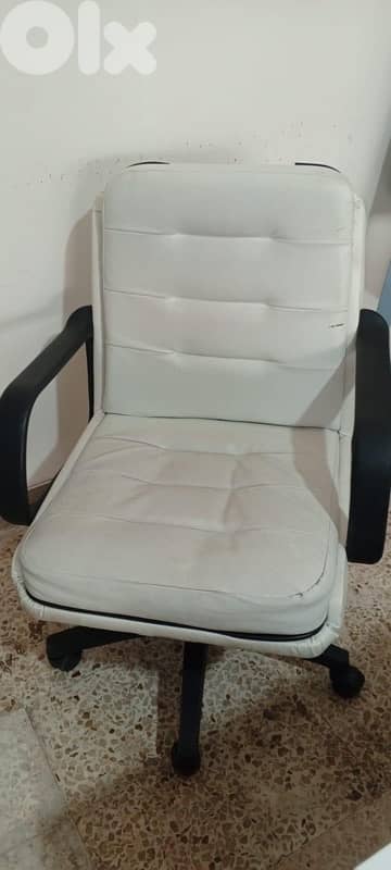 office rolling chair