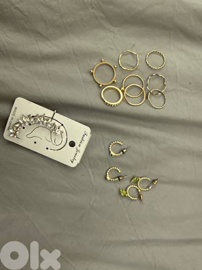 gold pleated jewelry