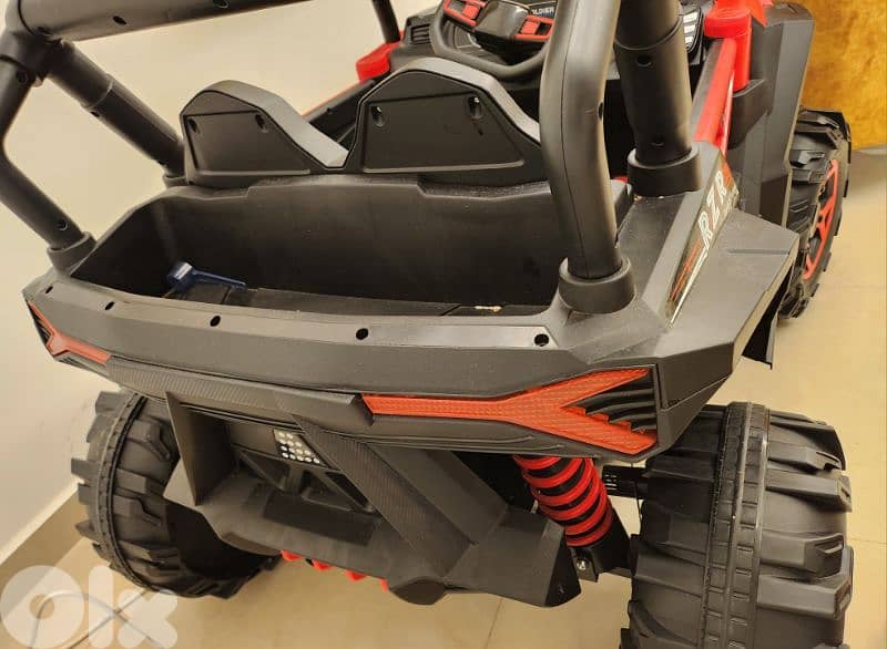 Electric Huge Kids Car Like New 2