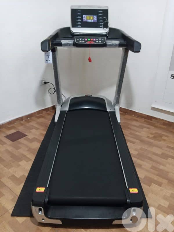 fitness line treadmill 3hp motor power automatic incline 5