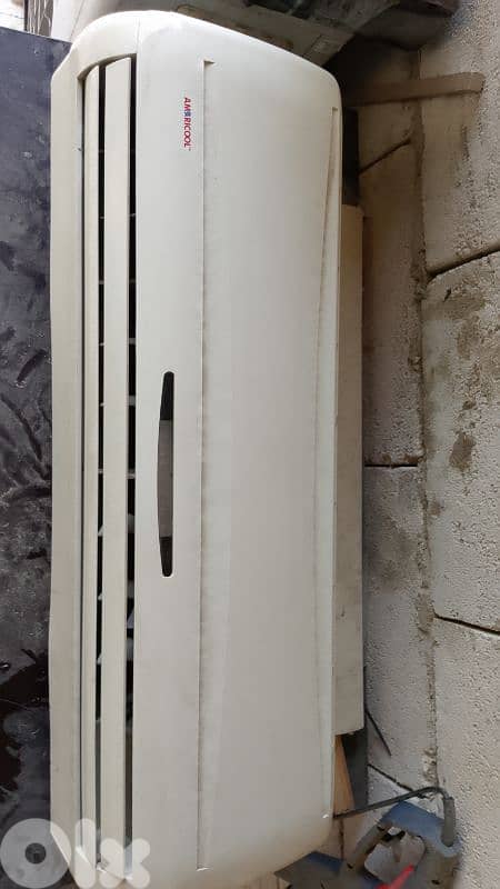 مكيف شبه جديد 0
