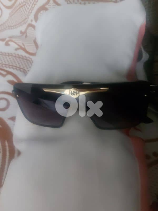 للبيع نظارات شمسية نسائيه 4