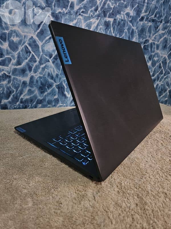 Gaming core i7 laptop lenovo 1TB+256GB 16GB ram 4