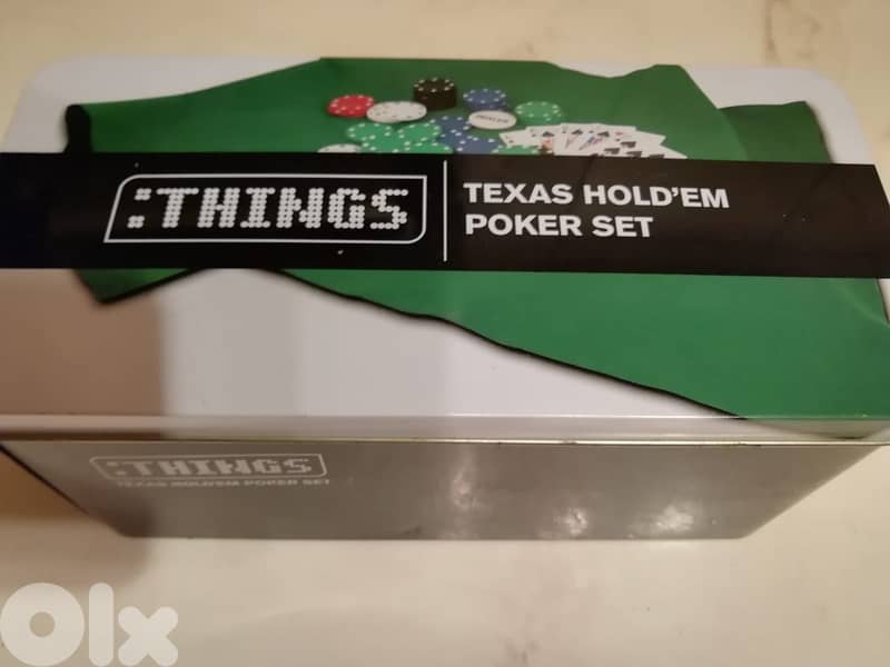 Things Texas hold em Poker chips plus 2 used playing cards 1
