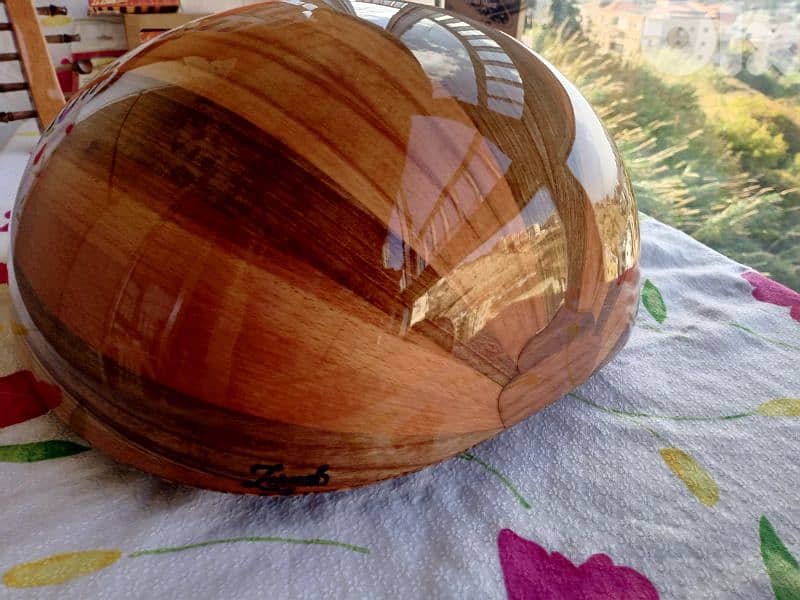 عود مميز بالصوت والأخشاب والصناعة بسعر روعة 5