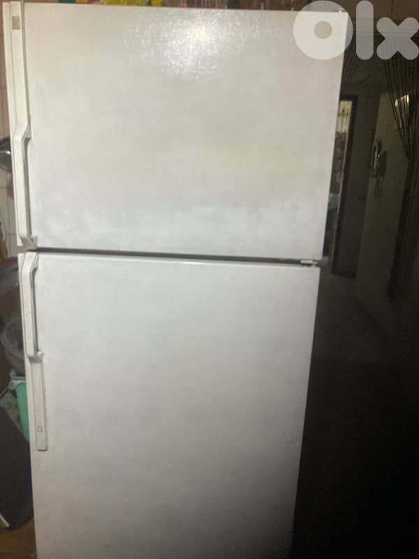 General Electric fridge 0
