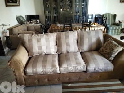 sofa stand alone
