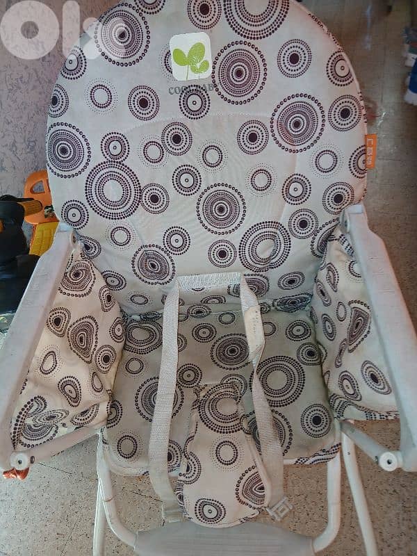 كرسي للاكل 0