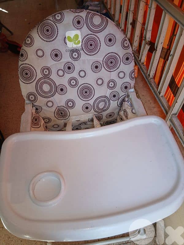 كرسي للاكل 2