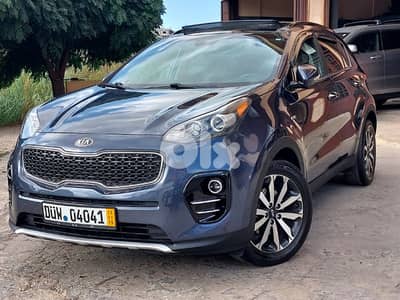 Kia Sportage 2018 ex 4wd panoramic full options