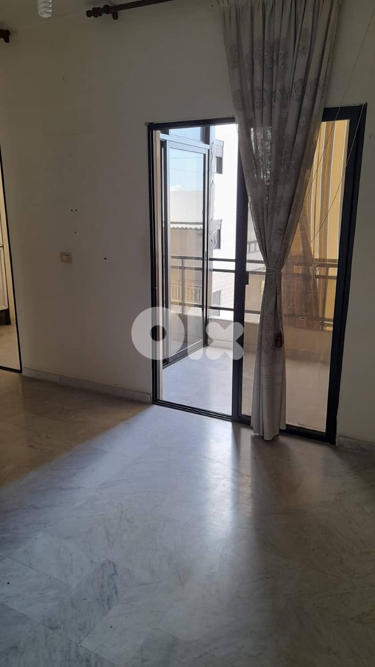 *NO ESKEN *شقة للبيع في المنصورية Apartment for sale in Mansourieh 0