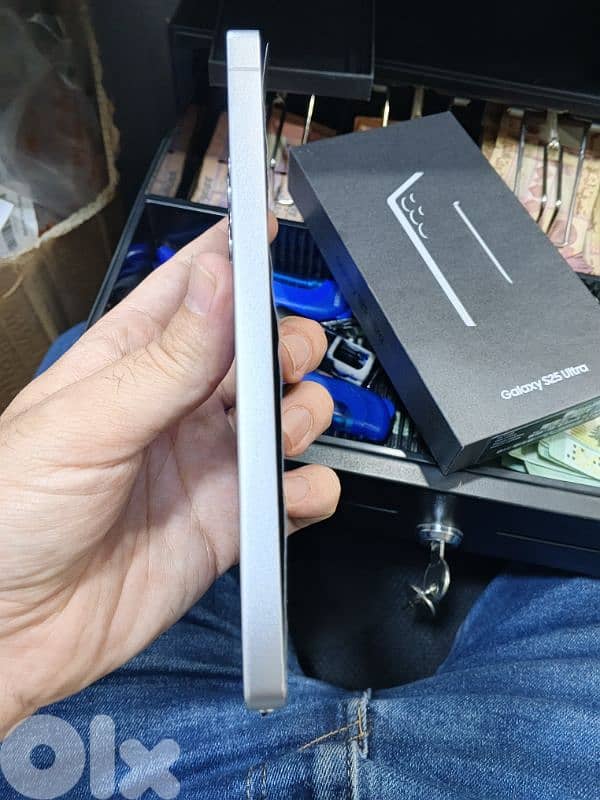 Samsung s25 ultra 512/12 ram 2