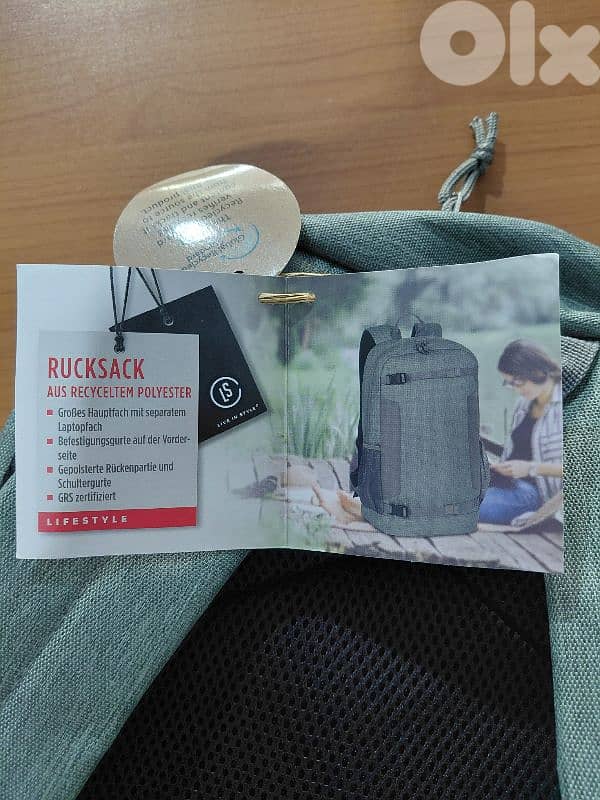 live in style hiking & sport backpack 1