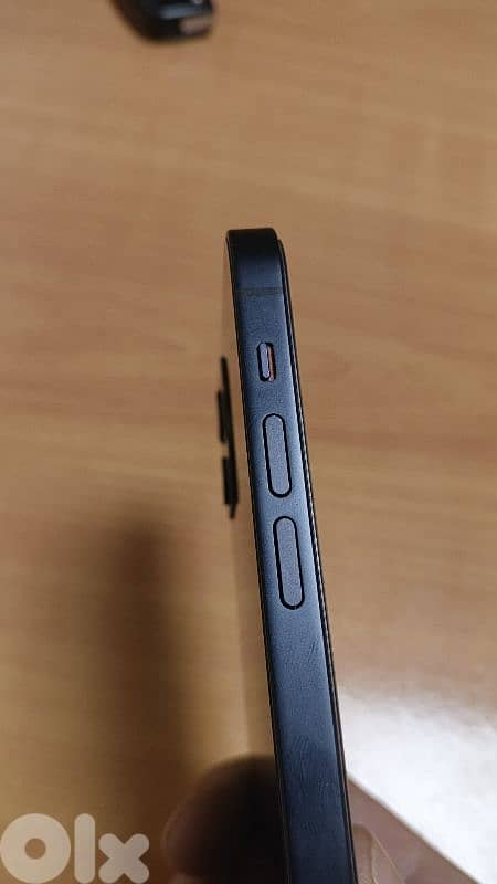 iphone 12 4