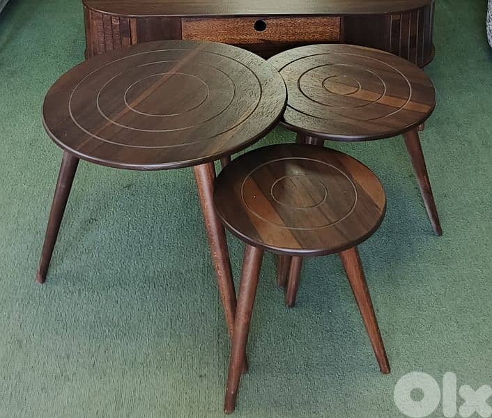 set tables mobilia.  طقم طاولات موبيليا 0