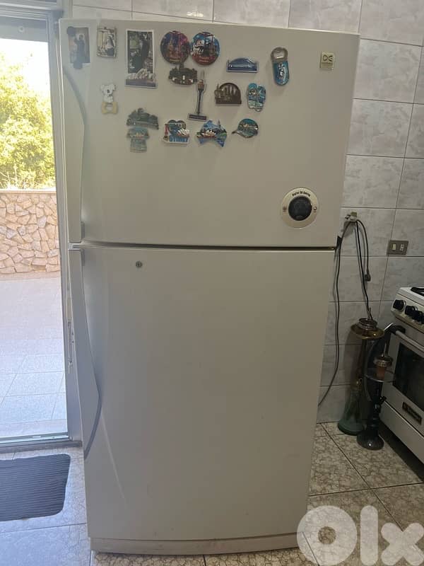 Refrigerator 1