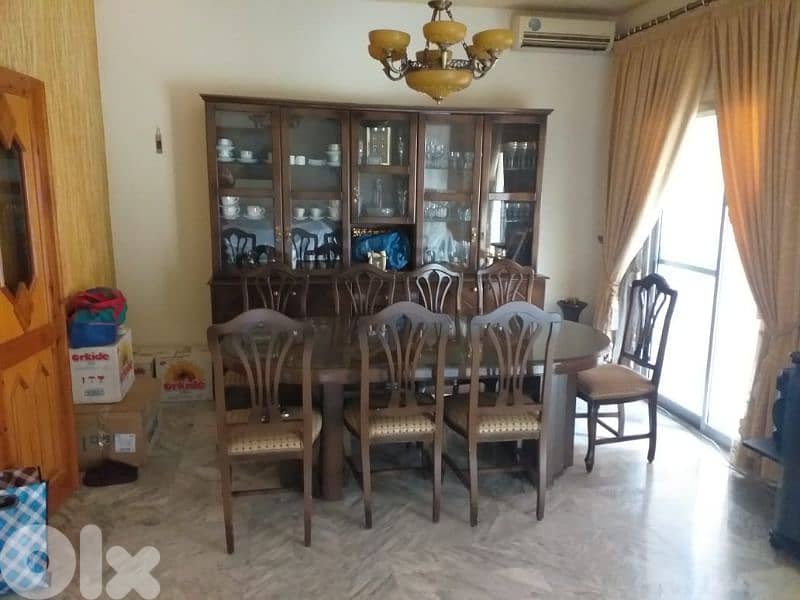 طاولة سفرة و صالون للبيع 0