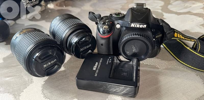 NIKON D5200 0