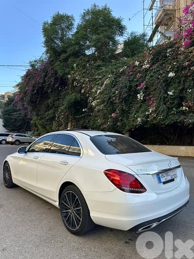 Mercedes-Benz C-Class 2019