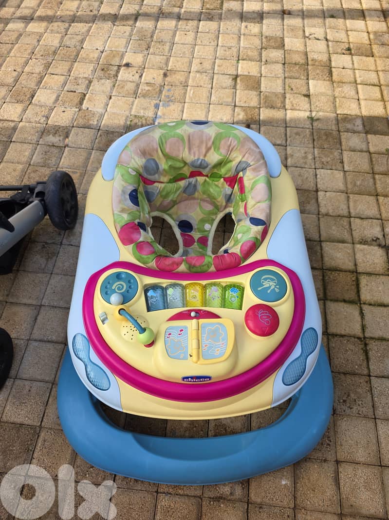 Strollers and Rocker chairs for baby 5