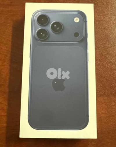 Iphone 17 pro max 256 gb/ esim / sealed box ( blue )