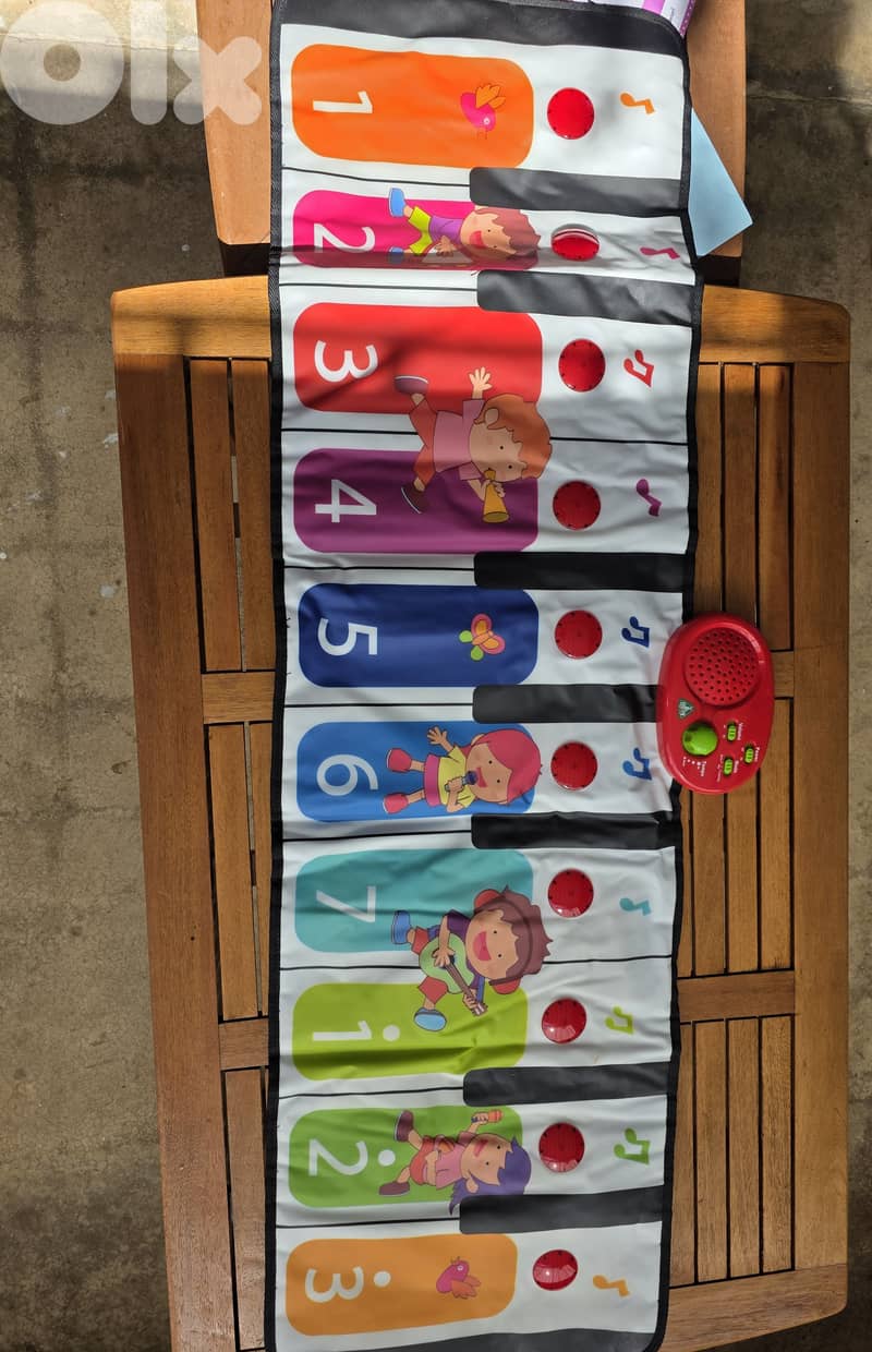 Musical footsteps walk on piano 1